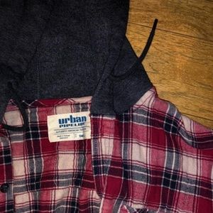 Men’s Small Urban Pipeline Hooded Flannel